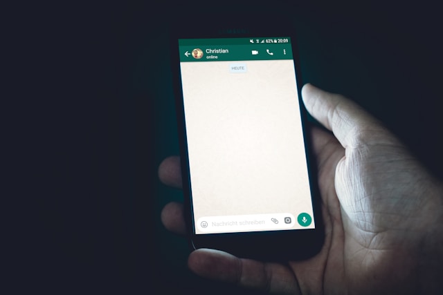 A WhatsApp screenshot showing a voice-note transcription with visible errors